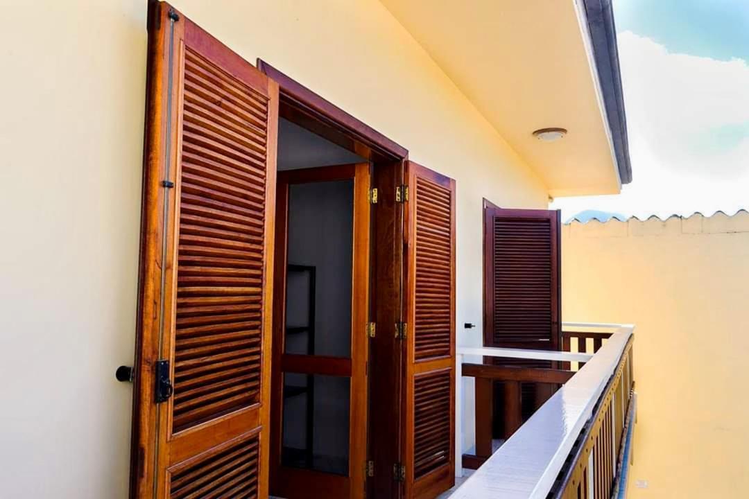 Pousada Recanto Da Traineira Ubatuba Kültér fotó